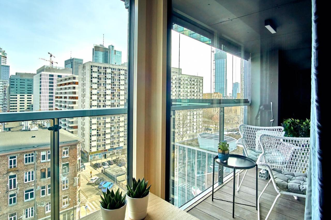 Apartment Mennica By P&o Serviced