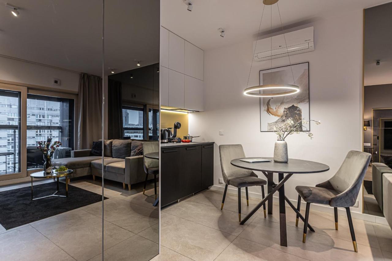 Apartment Mennica By P&o Serviced *
